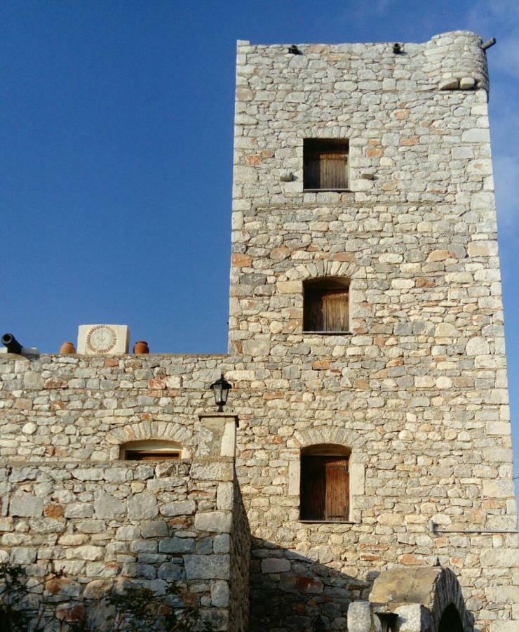 דירות Pírgos Dhiroú Charouda Stone Tower מראה חיצוני תמונה